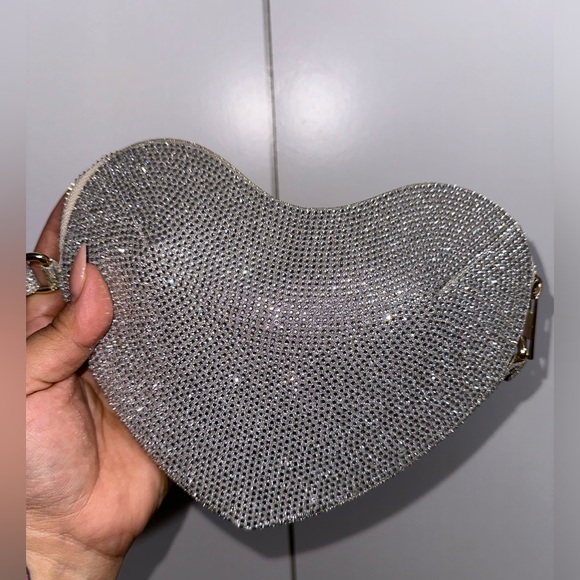 Heart Shaped Rhinestone Handbag - Picture 4 of 5